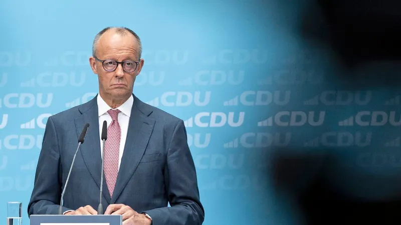 Merz Faces Credibility Crisis, Lacks Vision for German Reforms