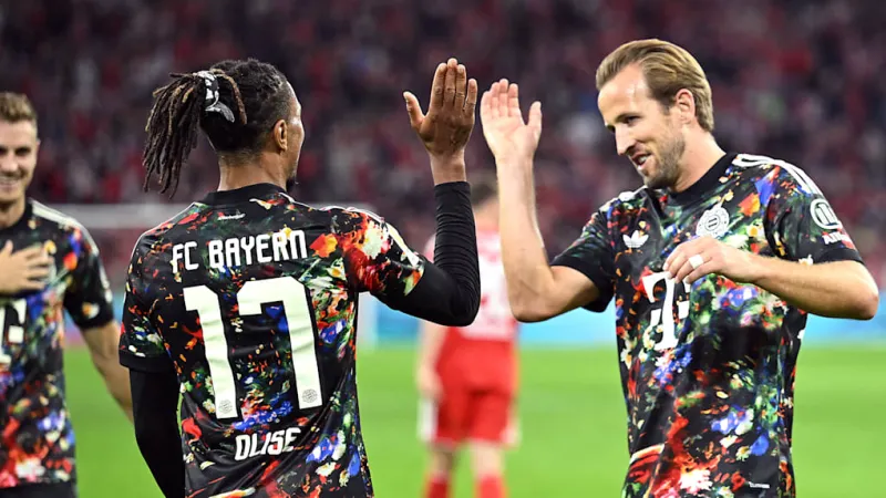 Dominant Bayern Seizes Bundesliga Lead Ahead of Oktoberfest