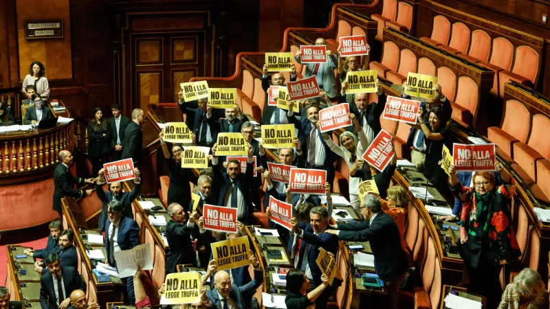 Italian Senate Advances Electoral Law Amid Fierce Opposition Protests
