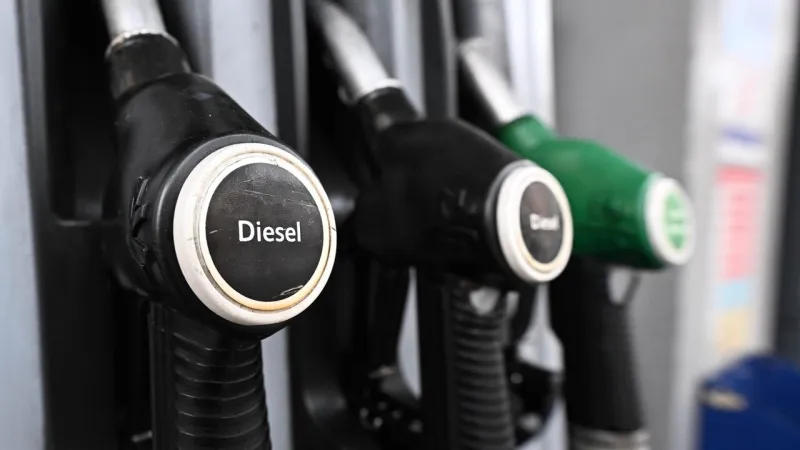 Italy's Fuel Costs Climb: Diesel Nears €2.080 Amid Fading Discounts