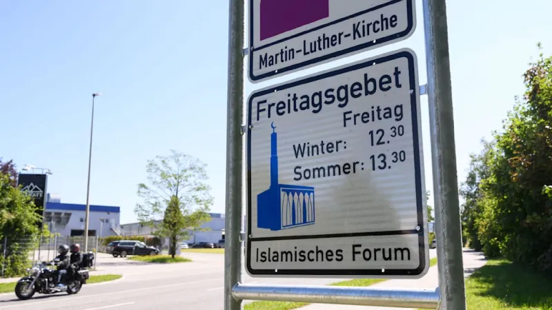 Bavarian Town's Muslim Prayer Sign Vandalized Days After Unveiling