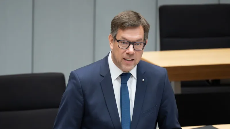 Berlin SPD Politician Cleared As Assault Investigation Concludes