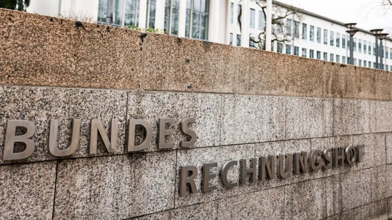 Berlin Rejects "Misleading" Claims on Civil Service Expansion