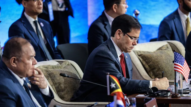 Lavrov Confronts Rubio Over Ukraine Arms at ASEAN Summit