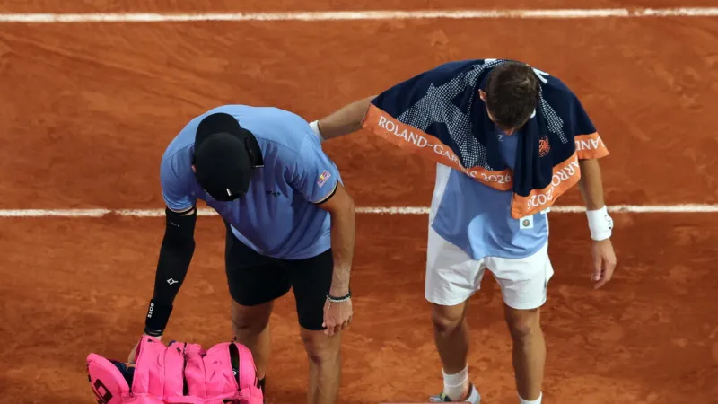 Berrettini Out: Arnaldi Advances to Paris Semifinals, Faces Cobolli