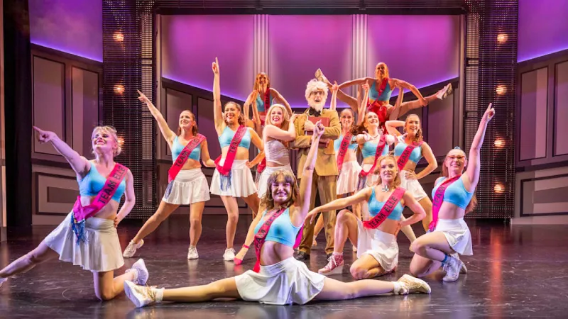 Legally Blonde Musical Graduates Dazzle Hamburg Stage with Wit