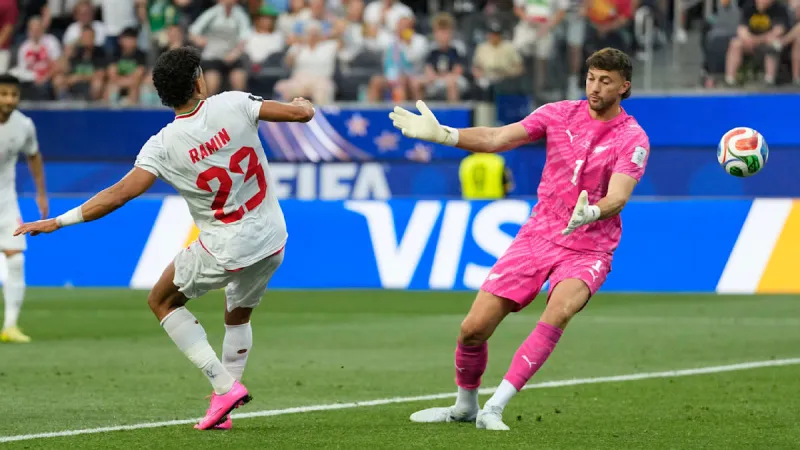 Iran Capitalizes on Kiwi Defensive Lapse for World Cup Equalizer