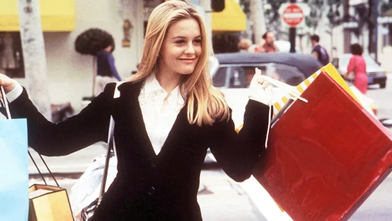 Alicia Silverstone Returns: "Clueless" Series Revives Cher As Adult Icon