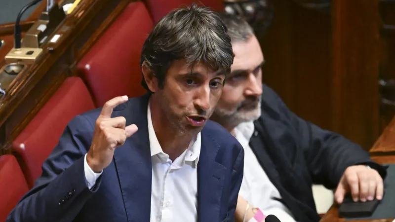 Italy's Coalition Fractures Amid Fiery Senate Justice Reform Debate