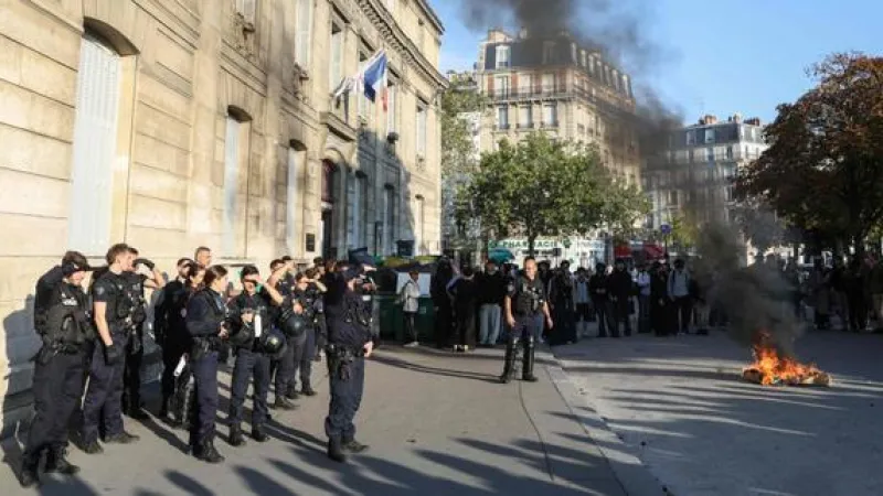 French Student Union Sparks Nationwide High School Blockades, Paris Impact Limited