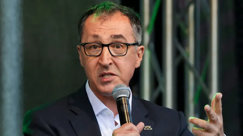 AfD Candidate Siegmund Questions Stability, Citing MP Health Concerns