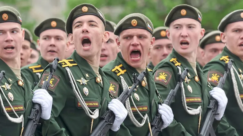 Putin Weighs Costly New Mobilization Amid Russia's Recruitment Struggles
