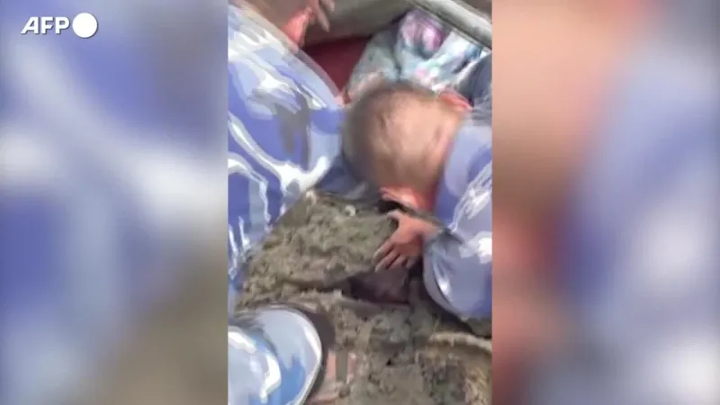 Nepal: Child Pulled from Rubble After Two Days, Rescue Video Goes Viral