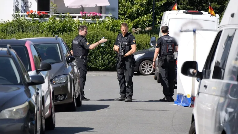 Bremen Police Hunt Suspect After Brutal Knife Attack Kills Couple