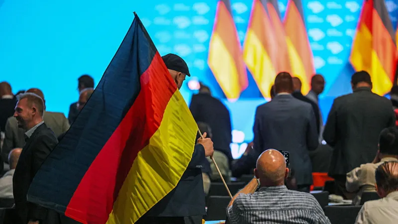 AfD Seizes Berlin Poll Lead, Coalition Partners Remain Elusive