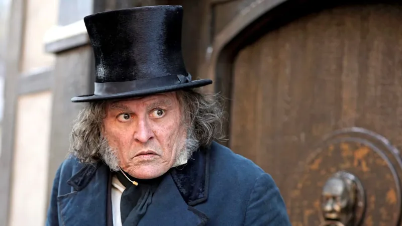 Johnny Depp Stuns San Diego Comic-Con As Ebenezer Scrooge
