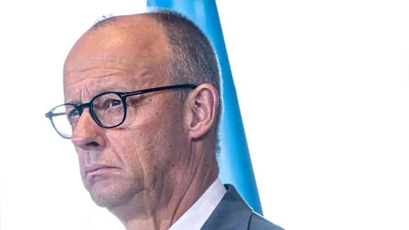 CDU Leader Merz Faces Approval Crisis; Eastern Voters Reject AfD