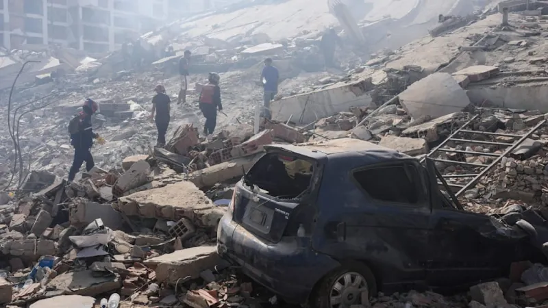 Venezuela Quake Toll Nears 1,500; Infant Rescued After 32 Hours