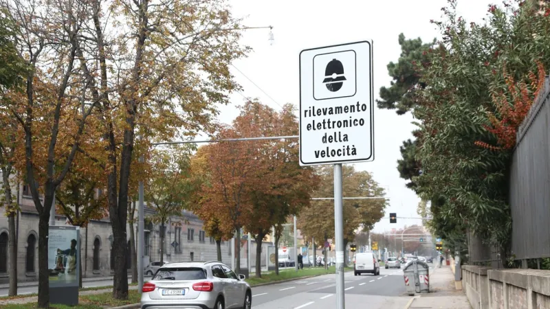 Italy Halts 850 Unapproved Speed Cameras: New Rules End Road Chaos