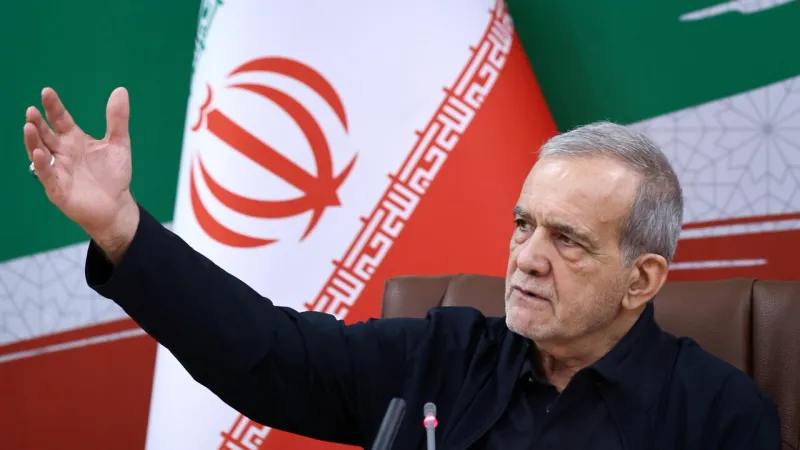 Iran Threatens Strait of Hormuz Blockade Amid US Tensions