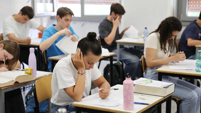 Maturita Exams Begin: Over Half Million Italian Students Face First Test