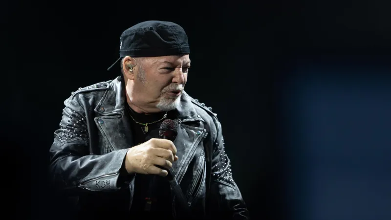 Vasco Rossi Urges Dying While Living to Fully Embrace Life