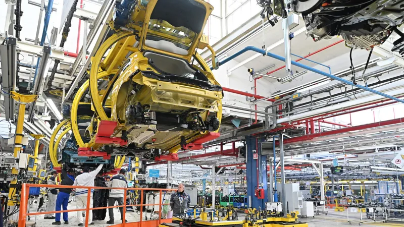 Stellantis Halts Mirafiori Production: Energy Costs Force Layoffs
