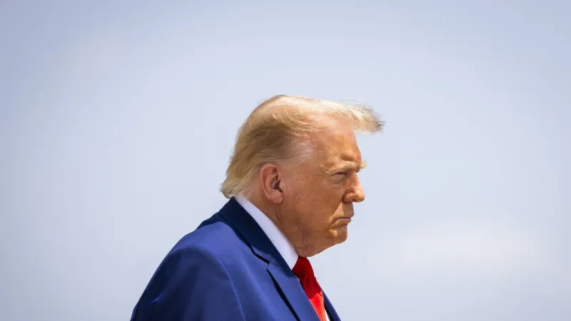 Trump Nears Decision on 'Massive Attack' Against Iran Amid Red Sea Crisis