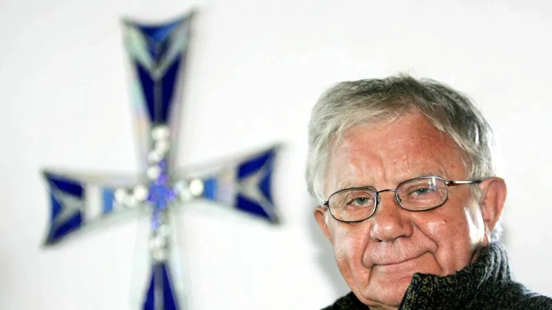 Don Antonio Mazzi Remembered: Famedio Honor Sought Amid Public Tributes