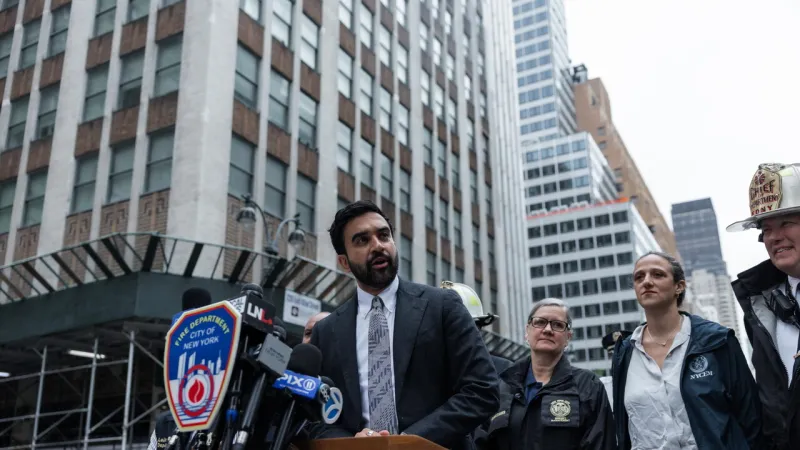 Manhattan Skyscraper Faces Imminent Partial Collapse Threat