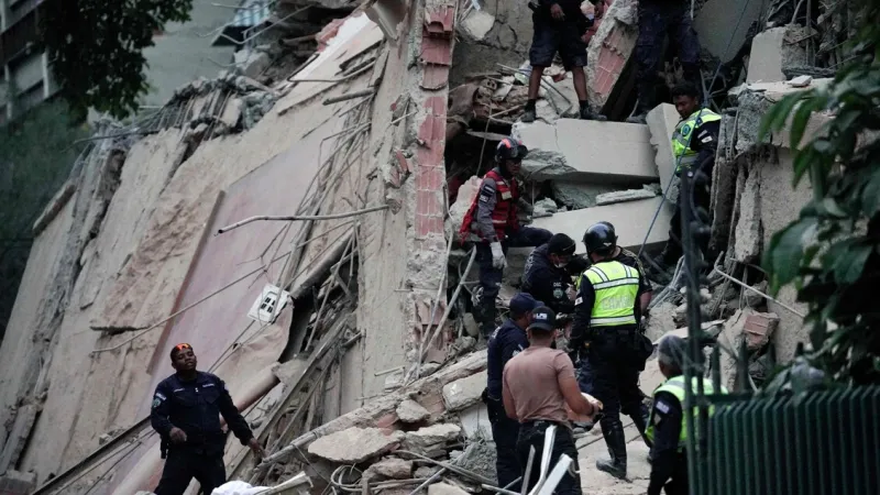 Powerful Quake Jolts Venezuela, Buildings Collapse; Tsunami Alert for Virgin Islands
