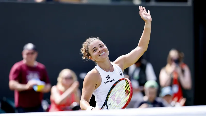 Paolini Stuns Sakkari to Reach Wimbledon Fourth Round