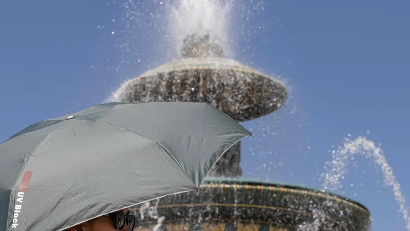 Italy Swelters: 25 Cities Face Red Heat Alert Monday