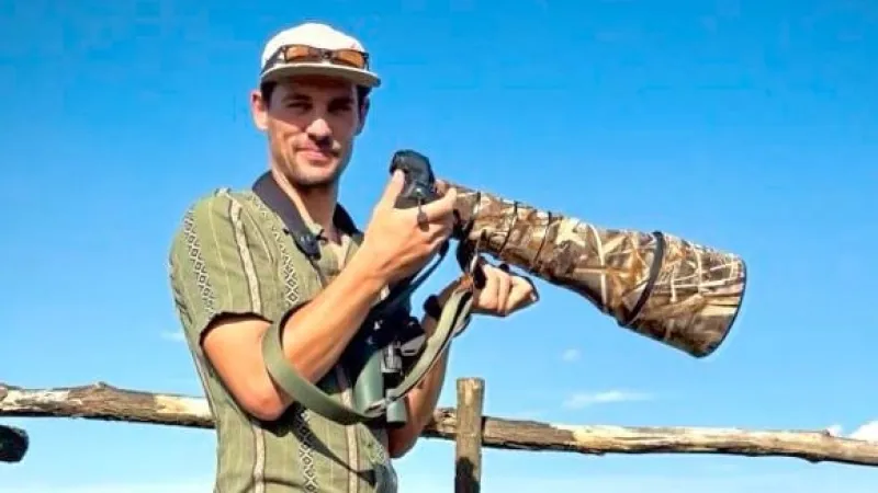 From Police Pressure to Peaceful Perch: Birdwatching's Healing Power