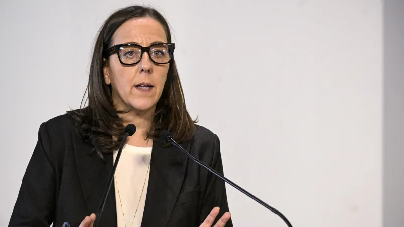 Funaro Most Approved Mayor in Italy, Decaro Leads Governors Poll
