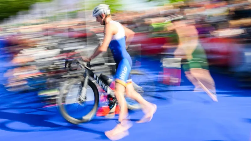 Ruehl Races Barefoot for German Triathlon Title After Shoe Disappearance