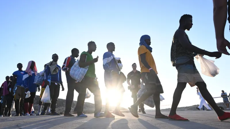 Germany to Repatriate Migrants to Italy, Greece Under New EU Rules