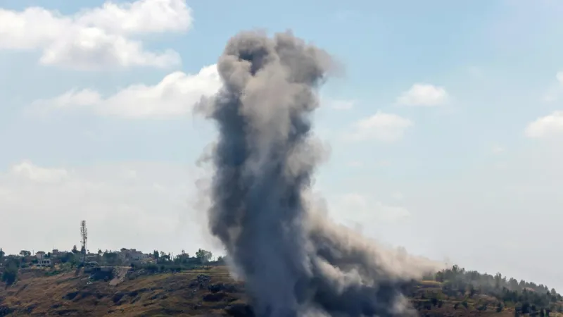 Israel Splits Lebanon, Seizes Beaufort; UN Council Convenes Emergency Session