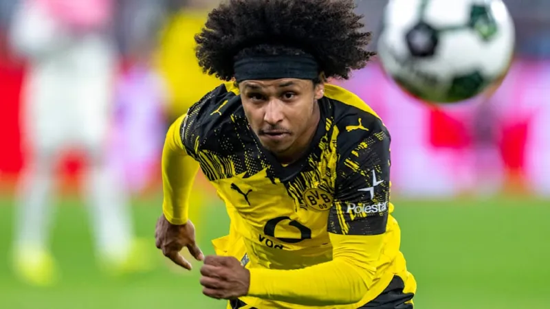 Adeyemi's Dortmund Exit: Barcelona Snaps Up Unproven Talent