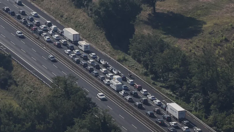 Italy Eyes Highway Code Overhaul: 17-Year Licenses, Rider Plates, New Fines