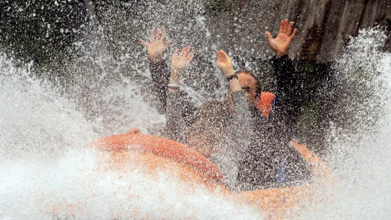 Amusement Park Trauma: Man's Finger Severed on Wild Water Ride