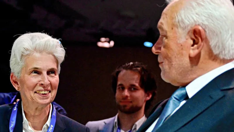 Strack-Zimmermann Declares FDP Unilateralism Over, Warns of Rightward Shift