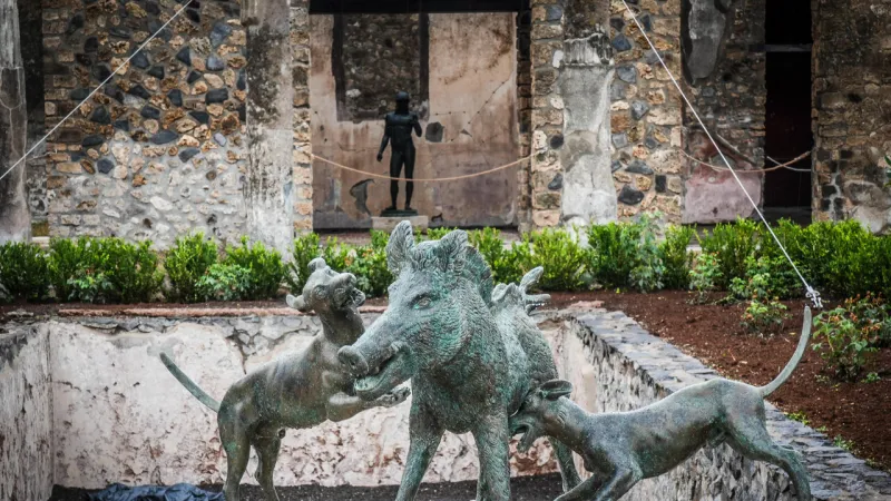 Pompeii Custodian Arrested in Alleged Minor Tourist Assault at Ancient Site