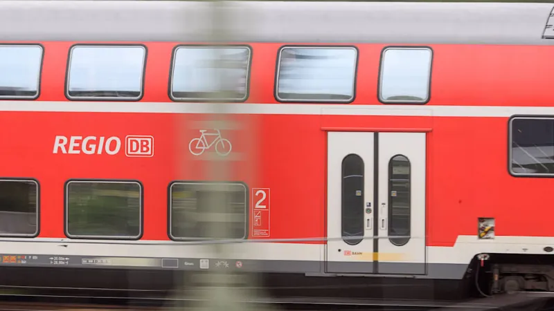 Train Ticket Dispute Escalates: Passenger Bites, Scratches Attendant in Hesse