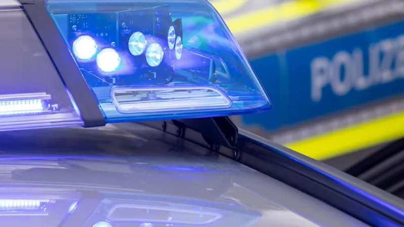 Mother Arrested After Teenager Discovered Deceased in Hamburg Apartment