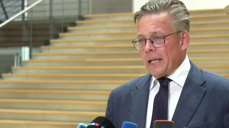 Berlin CSD Attack: Fugitive Suspect Prompts Political Outcry