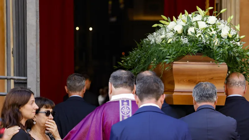 Lake Vico Tragedy: Minister Roccella's Husband Laid to Rest