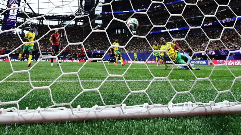 Controversial Penalty Saves South Africa; Czech World Cup Hopes Dwindle