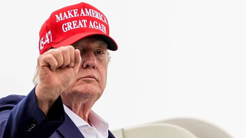 Trump Issues Stern Warning to Oman Over Hormuz Strait Accord