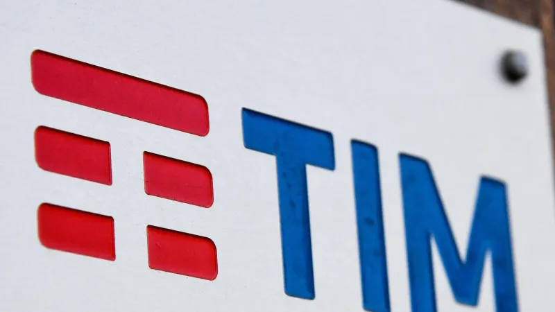Poste Assures Sweeping Tim Control; Delisting Remains on Horizon